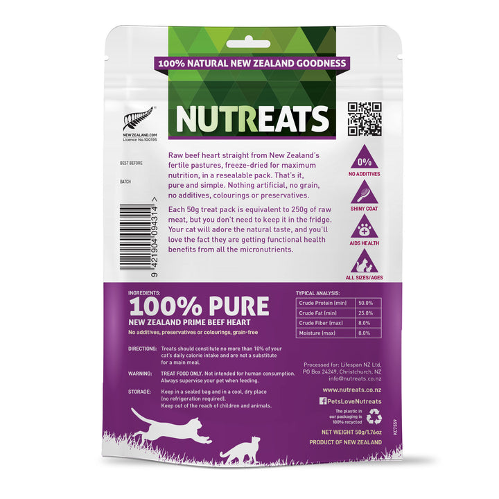 Nutreats New Zealand prime beef heart cat treats for cats - rich in iron and B vitamins supporting healthy natural tissue repai. 100% natural - pure meat treat. Freeze-dried for maximum nutritional value.